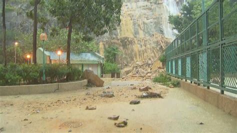 耀東山泥傾瀉|【暴雨襲港】耀東邨山泥傾瀉 當局指天氣穩定後將進。